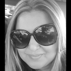Meet your Posher, Erika